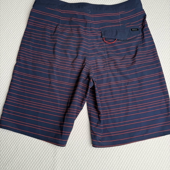 RVCA Industry Boardshorts – Size 29 – Navy with Red Stripes - Picture 2 of 6